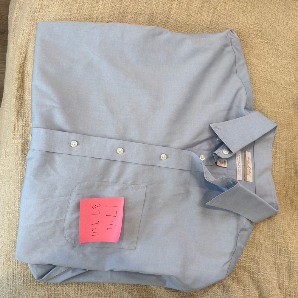 Men's Classic Light Blue Button Down Shirt